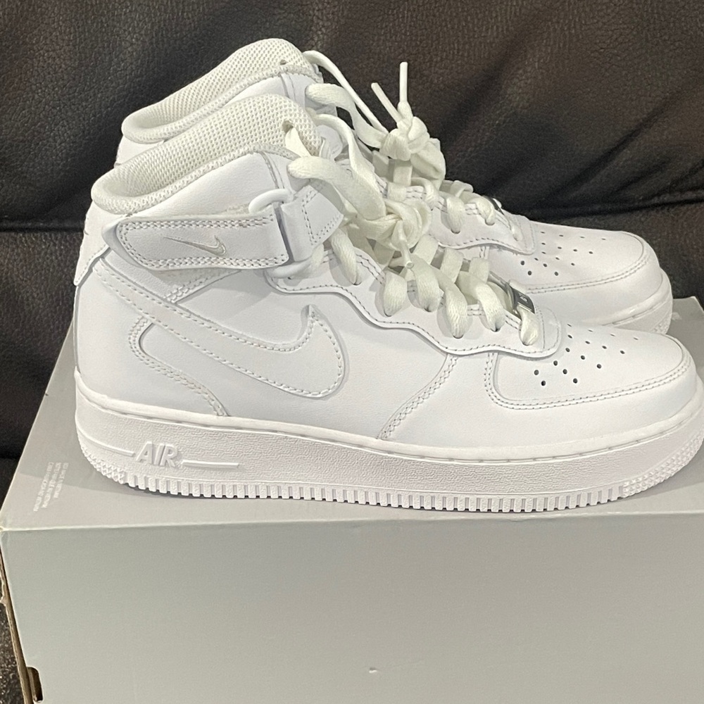 NIKE AIR force 1 MID 07